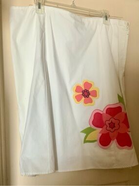 George White Floral skirt with Appliqué - new